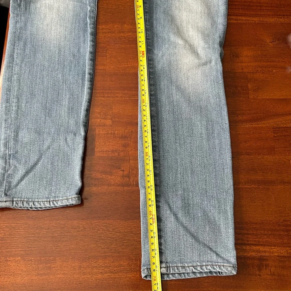 J Brand Cropped Rail Ocean Side Slim Straight Light Wash Stretch Jeans‎